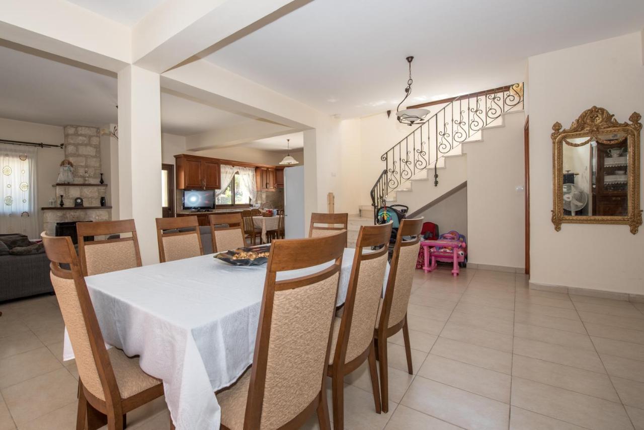 Stephanie Villa Simou Exterior photo